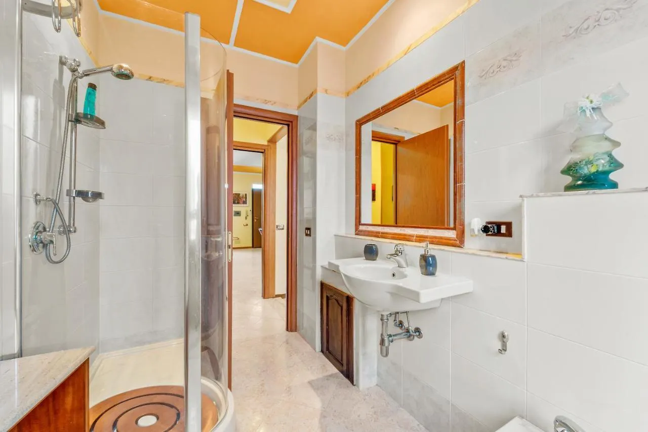 Villa Angela Quartu SantʼElena 0*,